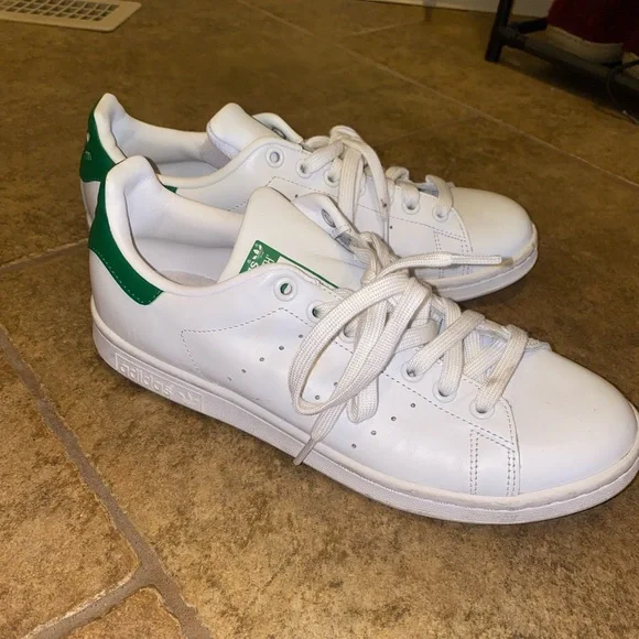 Adidas Stan Smith Sneakers - Picture 2 of 4